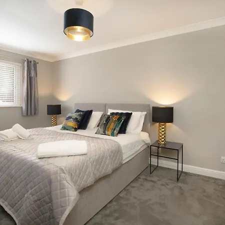Holiday home Hollis House York- 4 Bedroom With Free Parking