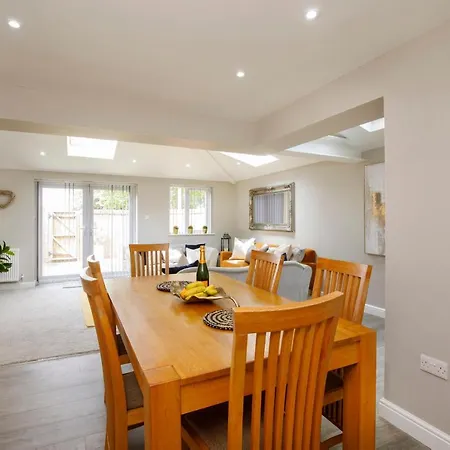 Hollis House York- 4 Bedroom With Free Parking Holiday home