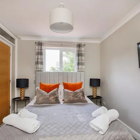 Hollis House York- 4 Bedroom With Free Parking *