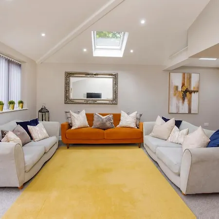 Hollis House York- 4 Bedroom With Free Parking Vakantiehuis